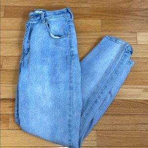 High wasted mom jeans